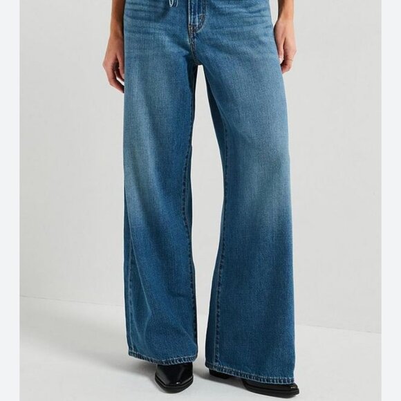 Levi's XL Straight High Rise Jeans - Picture 4 of 10